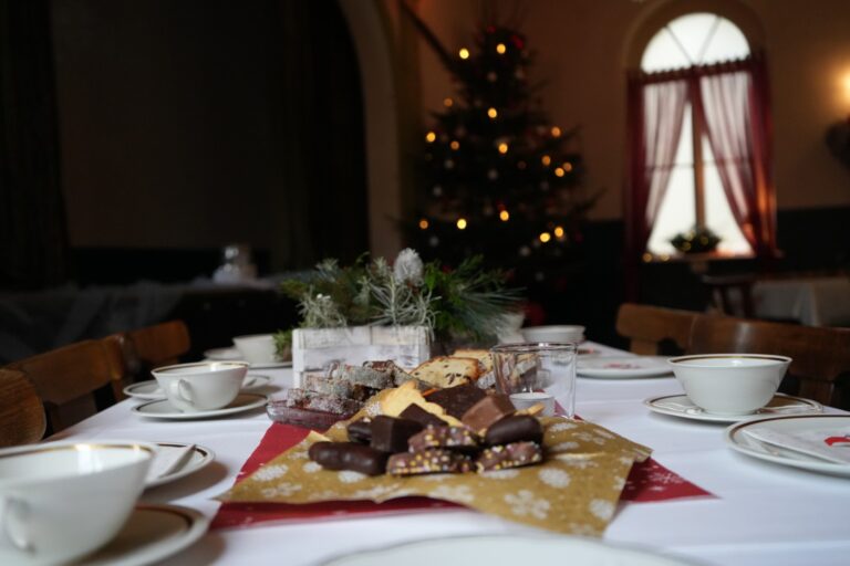 Mehr über den Artikel erfahren Senioren-Weihnachtsfeier in Groß Klessow