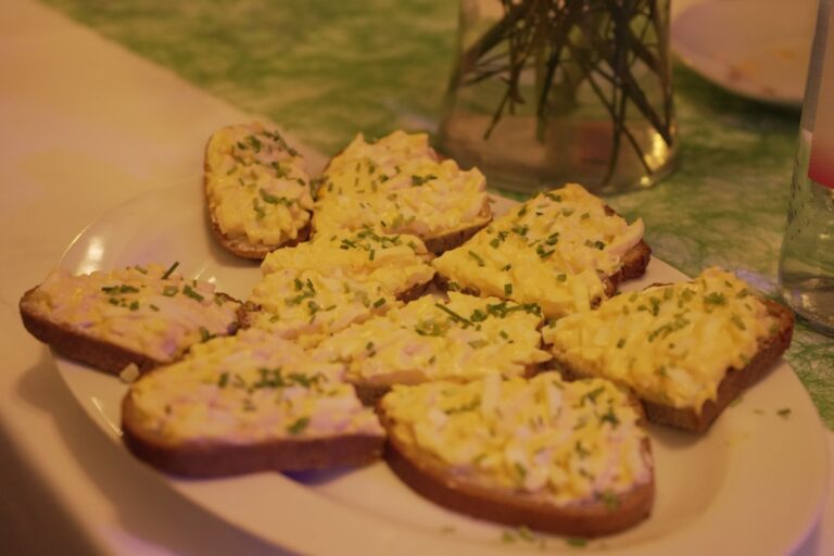 Mehr über den Artikel erfahren Eierkuchenball am 08.02.2025 im Restaurant Grambauer